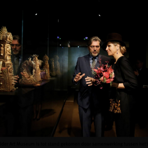 Hans Looijen at the Outsider Art Museum with Queen Maxima